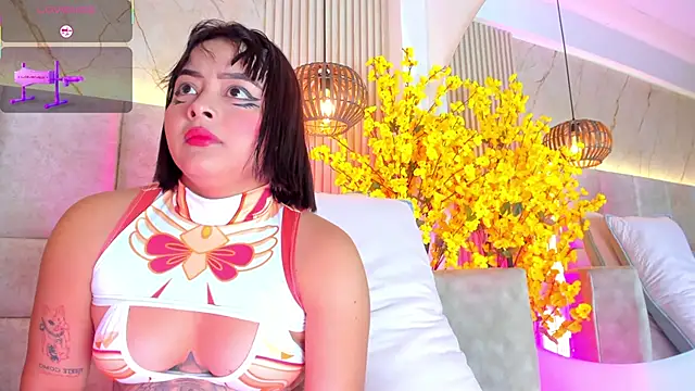 KimVelezz online show from 05/11/26, 12:39