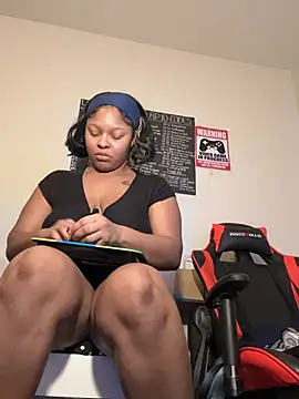 exotic  couple online show from 02/02/26, 10:31