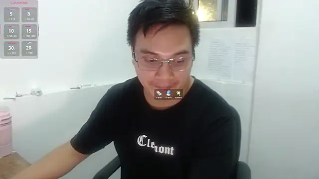 Snapshot of ahntony__69 chatting on 07/01/26, 04:46 ahntony 69 online show from 07/01/26, 04:46