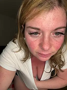 Snapshot of Lombada chatting on 03/24/26, 12:54 Lombada online show from 03/24/26, 12:54