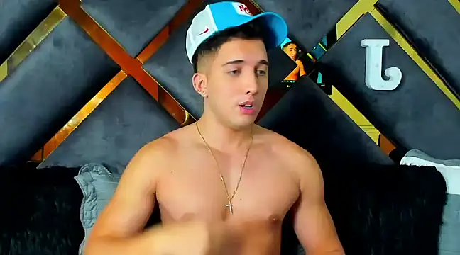 Snapshot of jeicob_stone chatting on 01/05/25, 10:08 jeicob stone online show from 01/05/25, 10:08