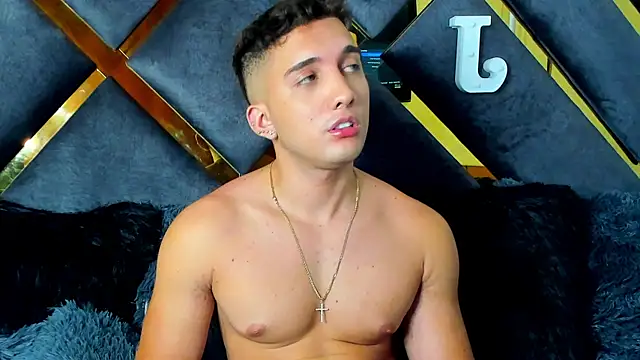 Snapshot of jeicob_stone chatting on 03/06/25, 06:08 jeicob stone online show from 03/06/25, 06:08