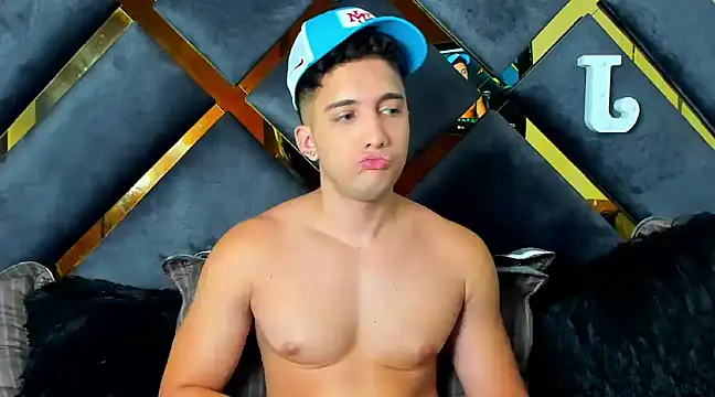 Snapshot of jeicob_stone chatting on 02/15/25, 01:53 jeicob stone online show from 02/15/25, 01:53