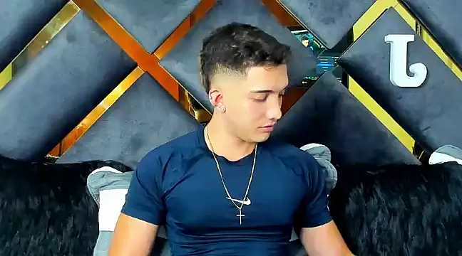 Snapshot of jeicob_stone chatting on 12/27/24, 01:00 jeicob stone online show from 12/27/24, 01:00