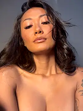 thai-dreamgirl online show from 12/04/25, 11:15