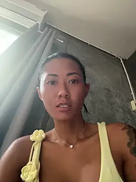 Snapshot of thai-dreamgirl chatting on 06/17/26, 06:24 thai-dreamgirl online show from 06/17/26, 06:24