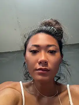 Snapshot of thai-dreamgirl chatting on 06/19/26, 11:53 thai-dreamgirl online show from 06/19/26, 11:53