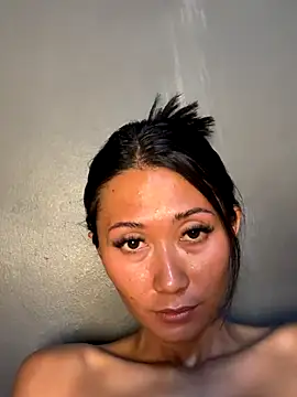 Snapshot of thai-dreamgirl chatting on 10/17/25, 12:18 thai-dreamgirl online show from 10/17/25, 12:18