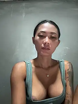 Snapshot of thai-dreamgirl chatting on 05/10/26, 09:16 thai-dreamgirl online show from 05/10/26, 09:16