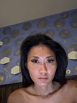 thai-dreamgirl online show from 03/17/26, 10:46