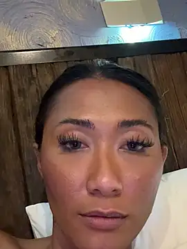 thai-dreamgirl online show from 02/22/26, 12:18