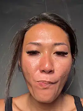 thai-dreamgirl online show from 10/21/25, 11:31