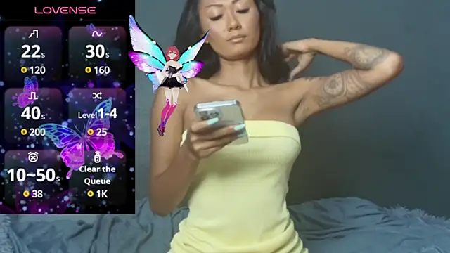 Snapshot of thai-dreamgirl chatting on 03/16/25, 12:12 thai-dreamgirl online show from 03/16/25, 12:12