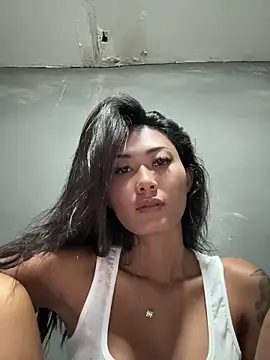 Snapshot of thai-dreamgirl chatting on 05/12/26, 10:49 thai-dreamgirl online show from 05/12/26, 10:49