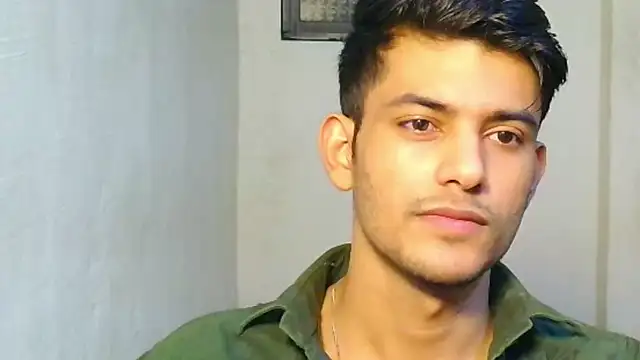 kingkartik7 online show from 12/18/25, 03:16