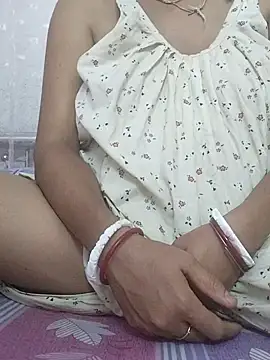 miss-Riy online show from 11/23/25, 05:12