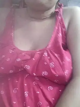 Snapshot of miss-Riy chatting on 03/01/25, 08:23 miss-Riy online show from 03/01/25, 08:23