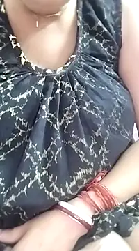 Snapshot of miss-Riy chatting on 02/14/25, 05:25 miss-Riy online show from 02/14/25, 05:25