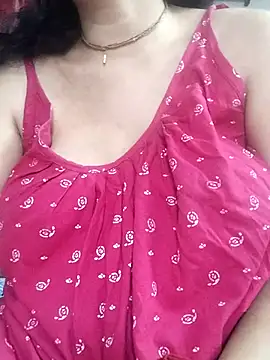 Snapshot of miss-Riy chatting on 02/16/25, 08:10 miss-Riy online show from 02/16/25, 08:10