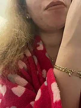 Snapshot of EvaRush chatting on 01/12/25, 08:57 EvaRush online show from 01/12/25, 08:57