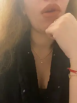 Snapshot of EvaRush chatting on 12/07/24, 10:34 EvaRush online show from 12/07/24, 10:34