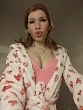 EvaRush online show from 02/16/26, 08:29