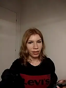 EvaRush online show from 11/25/25, 06:52