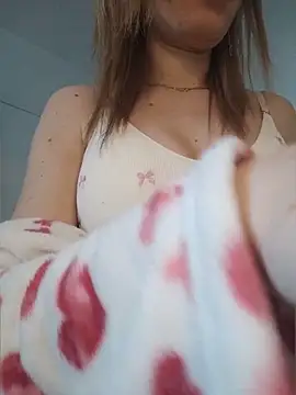 EvaRush online show from 04/03/26, 02:23