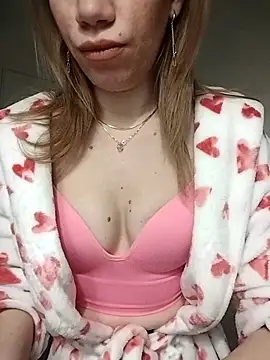 EvaRush online show from 02/06/26, 07:43