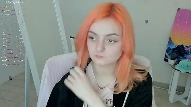 Fire Bestie online show from 02/05/26, 02:35