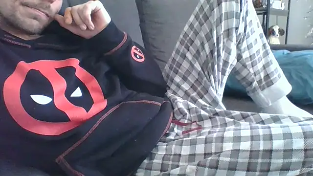 redtoyanal online show from 02/12/25, 06:09