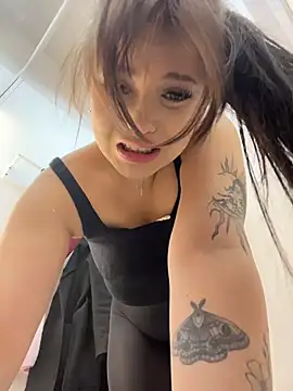 Chloe  Moon online show from 10/06/25, 03:57