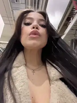 Chloe  Moon online show from 12/15/25, 02:12