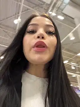 Chloe  Moon online show from 02/01/25, 09:19