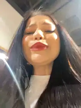 Chloe  Moon online show from 02/01/25, 06:08