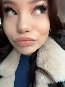 Chloe  Moon online show from 12/03/25, 12:15