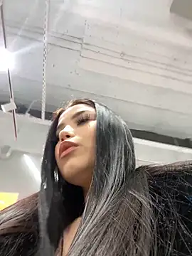 Chloe  Moon online show from 02/04/25, 10:43