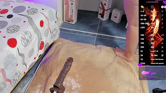 naireth curves online show from 12/30/24, 03:25