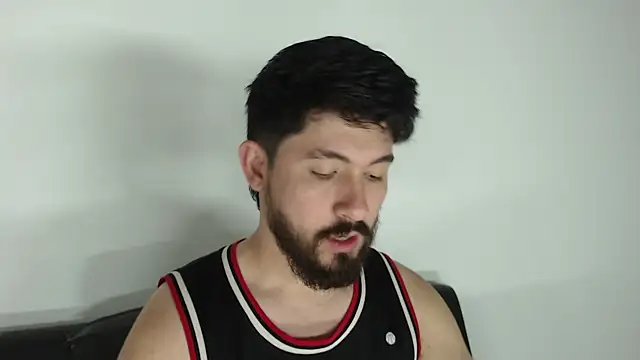 Snapshot of Galit_g chatting on 11/25/25, 12:44 Galit g online show from 11/25/25, 12:44