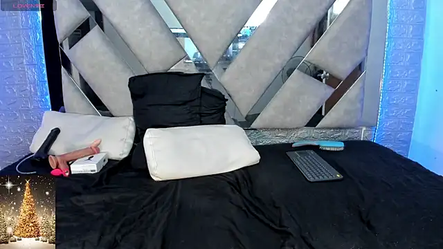 Kayal-stone online show from 12/15/24, 10:18