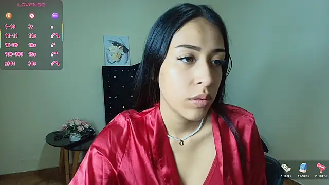 Snapshot of LilyMadisson_F_w chatting on 05/21/26, 08:50 LilyMadisson F w online show from 05/21/26, 08:50