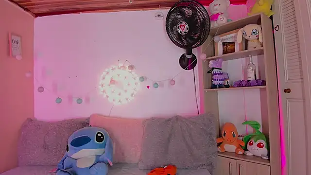 mara jackson  online show from 03/12/25, 08:52