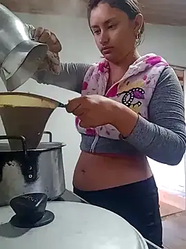 sariitha sw online show from 01/12/25, 11:07