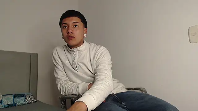 alex-lover online show from 03/27/26, 03:37