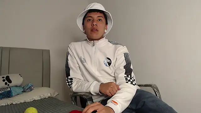 alex-lover online show from 03/11/26, 03:22