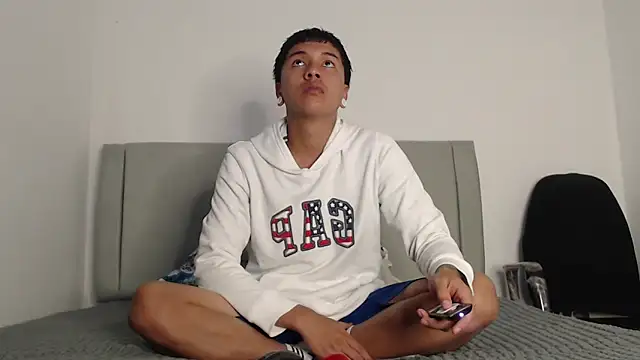 alex-lover online show from 03/06/26, 07:31