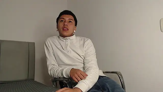 alex-lover online show from 03/26/26, 03:16