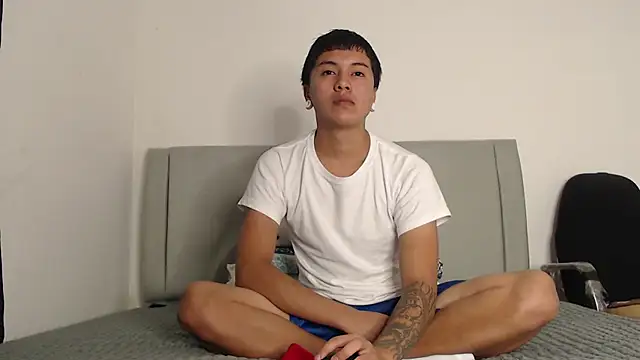 alex-lover online show from 03/13/26, 06:57