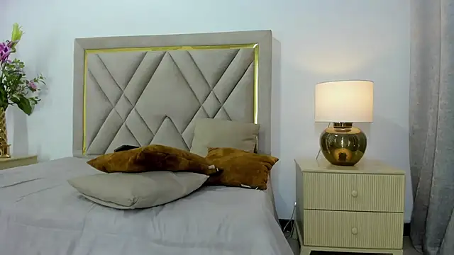 emily queen2 online show from 03/30/26, 06:09