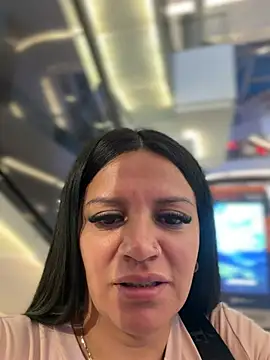 Milff parkerrr online show from 04/02/26, 11:22